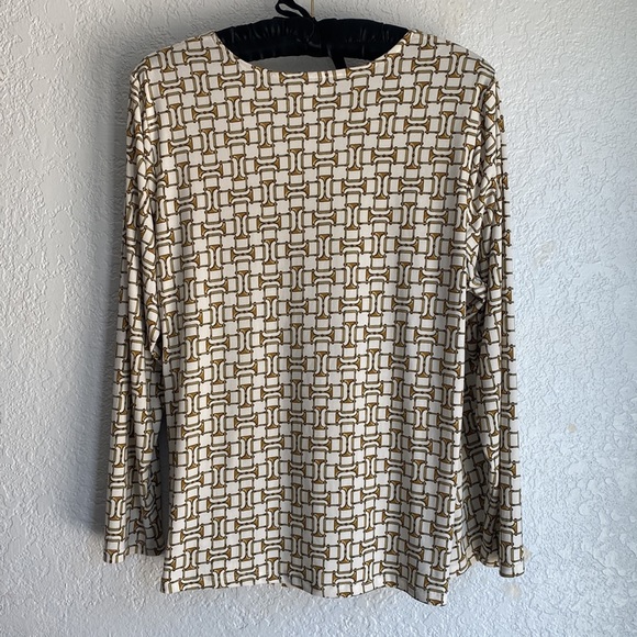 Charter Club Wrap Rush Front Long Sleeve Gold Cream Top Size 3X - Picture 6 of 6